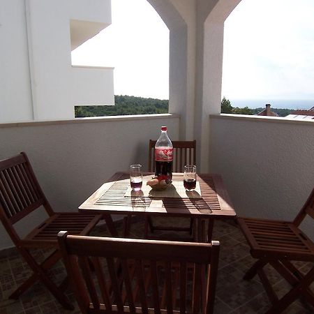 Apartments Croatia Brac San Pietro di Brazza Esterno foto