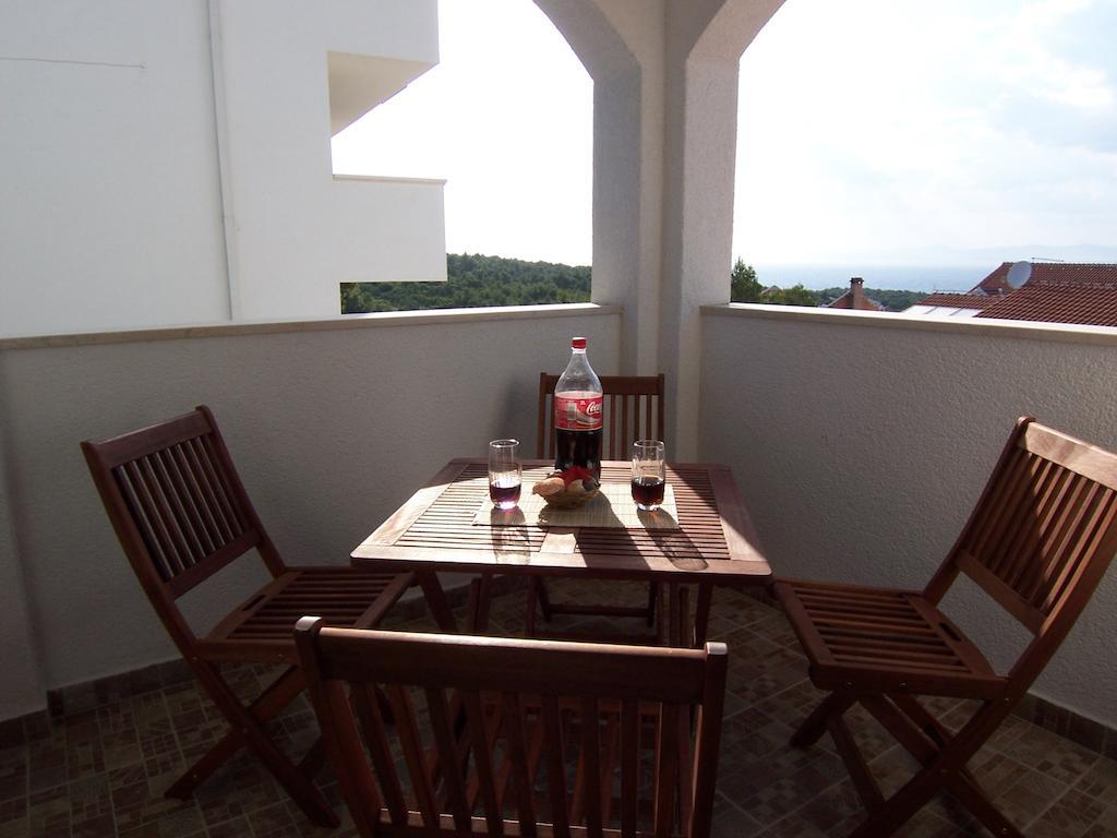 Apartments Croatia Brac San Pietro di Brazza Esterno foto
